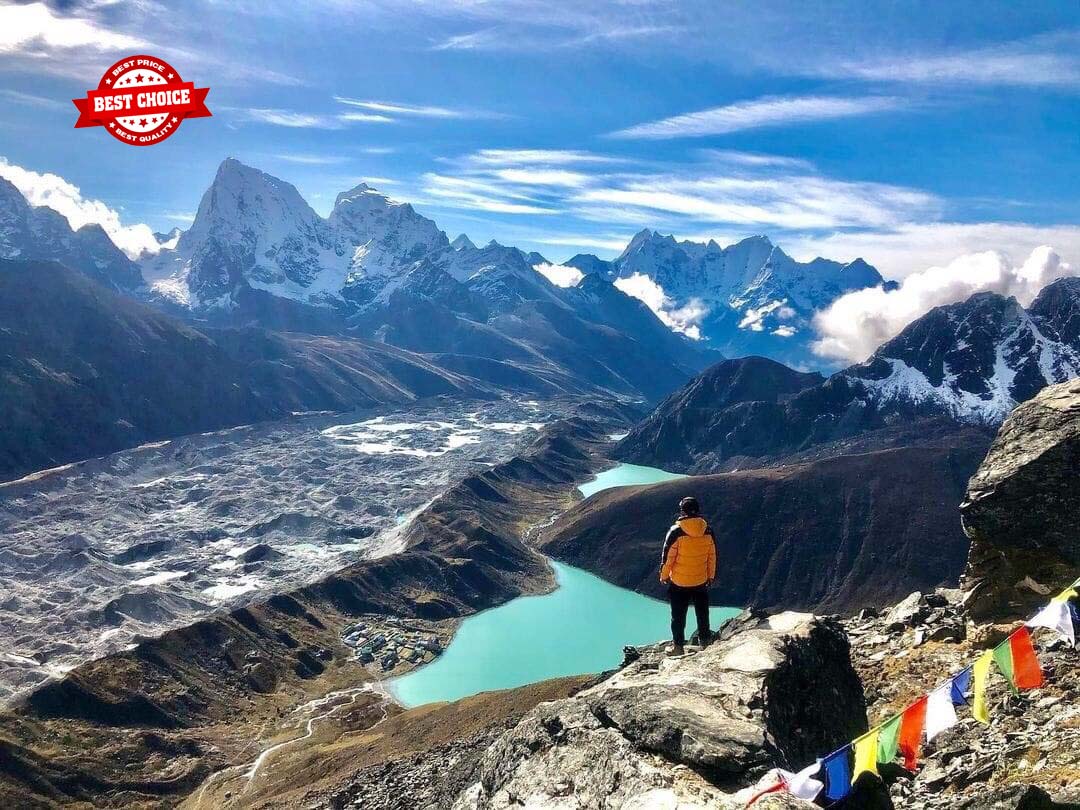 Du ngoạn hồ màu xanh ngọc biếc Gokyo và đỉnh núi Everest hùng vĩ